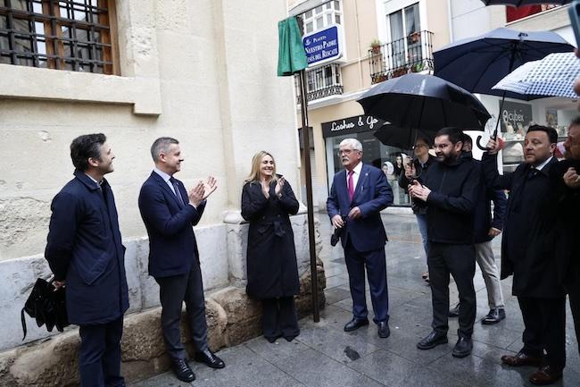 Inauguración de la plaza. Ayto. Granada